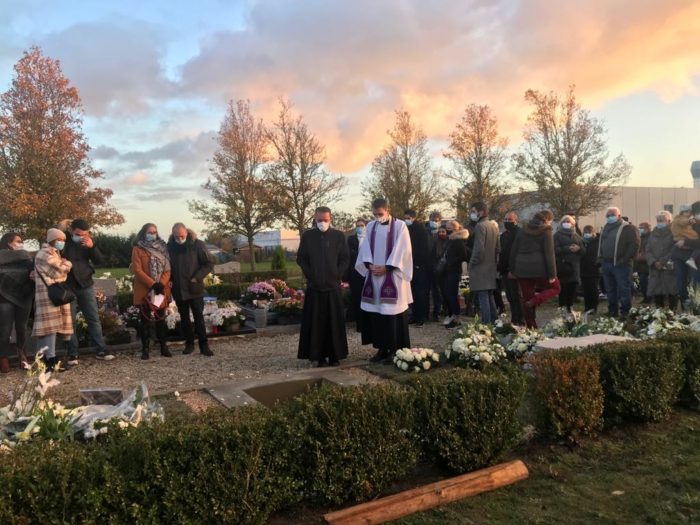 Messe pour Karine - Paroisse de Maintenon